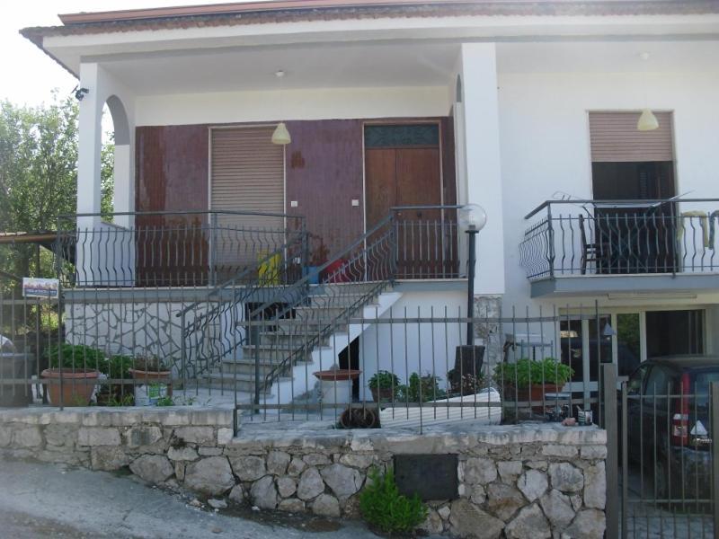 Guesthouseminturnoit Lucia Sparagna Minturno Exterior foto