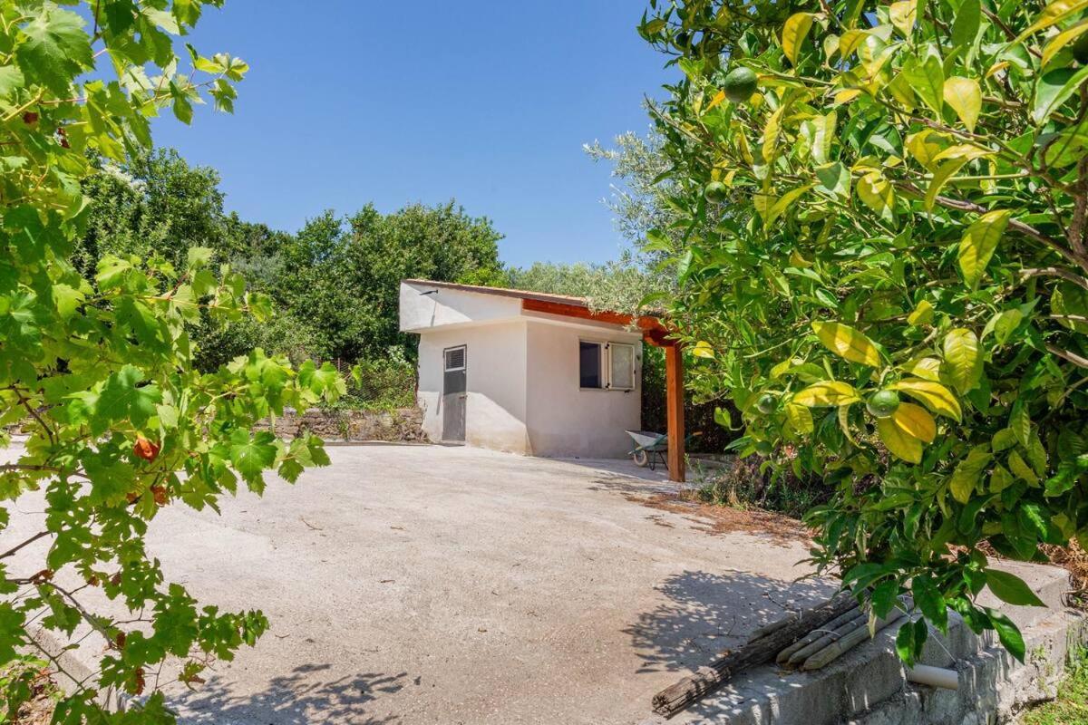 Guesthouseminturnoit Lucia Sparagna Minturno Exterior foto