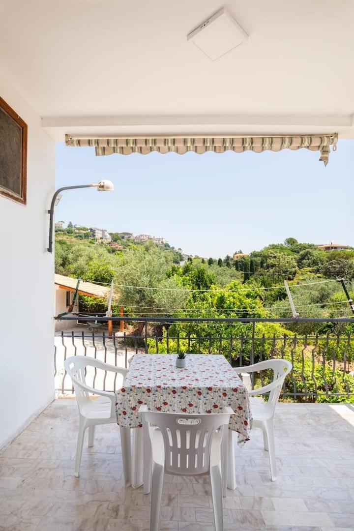 Guesthouseminturnoit Lucia Sparagna Minturno Exterior foto