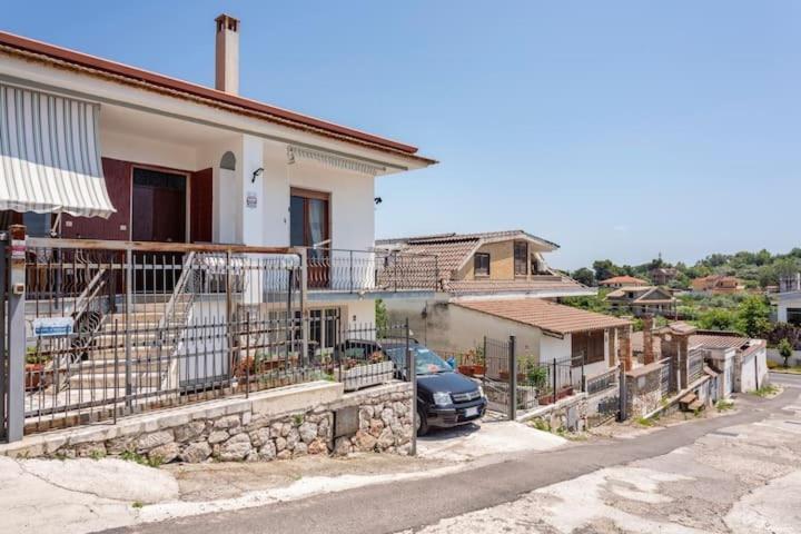Guesthouseminturnoit Lucia Sparagna Minturno Exterior foto